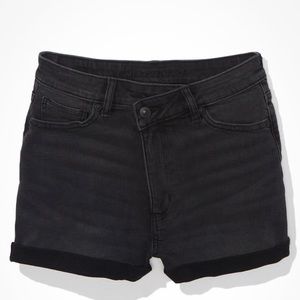 AE STRETCH HIGHEST WAIST CROSSOVER DENIM MOM SHORT